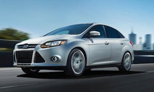 Ford recalling over 140k Focus vehicles for windshield wiper defect ...